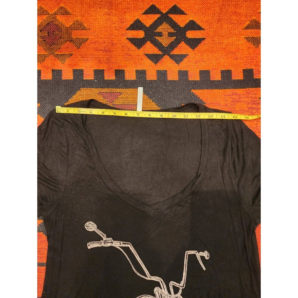 Vintage"Joshua" Black Motorcycle Graphic Women's Low V-Neck T-Shirt. Sz L - Picture 16 of 16
